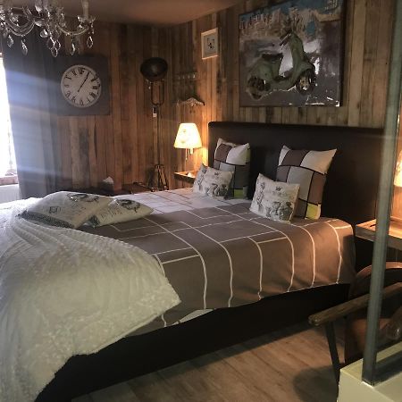 Le Relais De Chassepierre Hotel Екстериор снимка