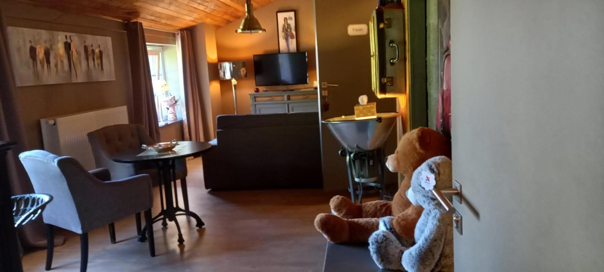 Le Relais De Chassepierre Hotel Екстериор снимка