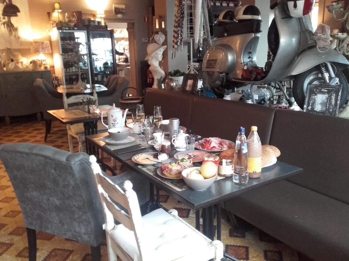 Le Relais De Chassepierre Hotel Екстериор снимка